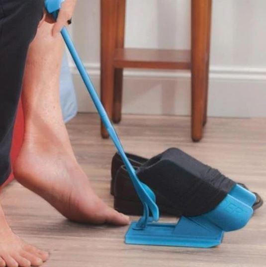 Enfile-chaussettes